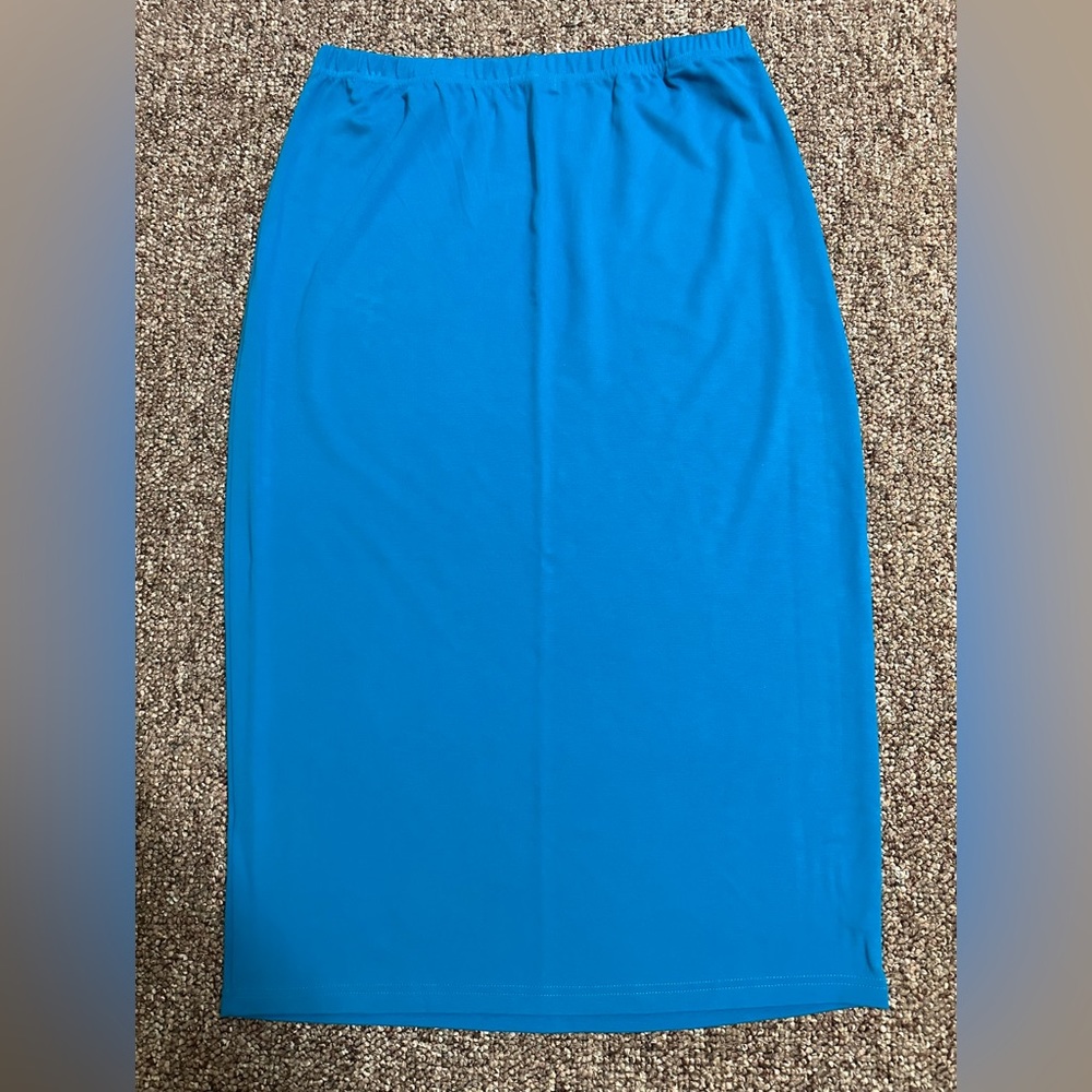 Nuggles 31 inch midi skirt.